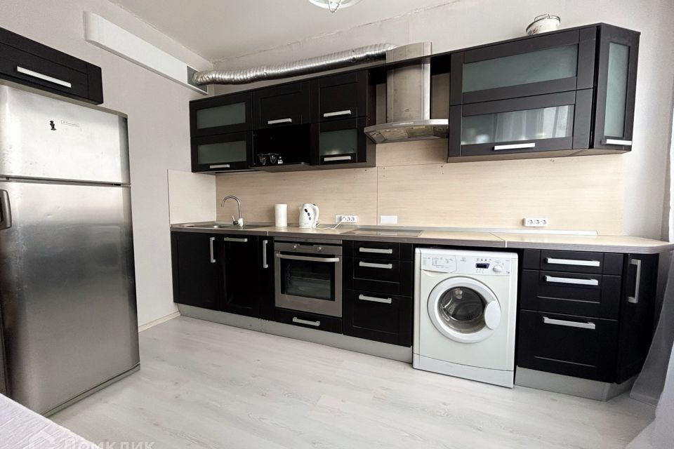 Сдаётся 2-комнатная квартира, 62 м²