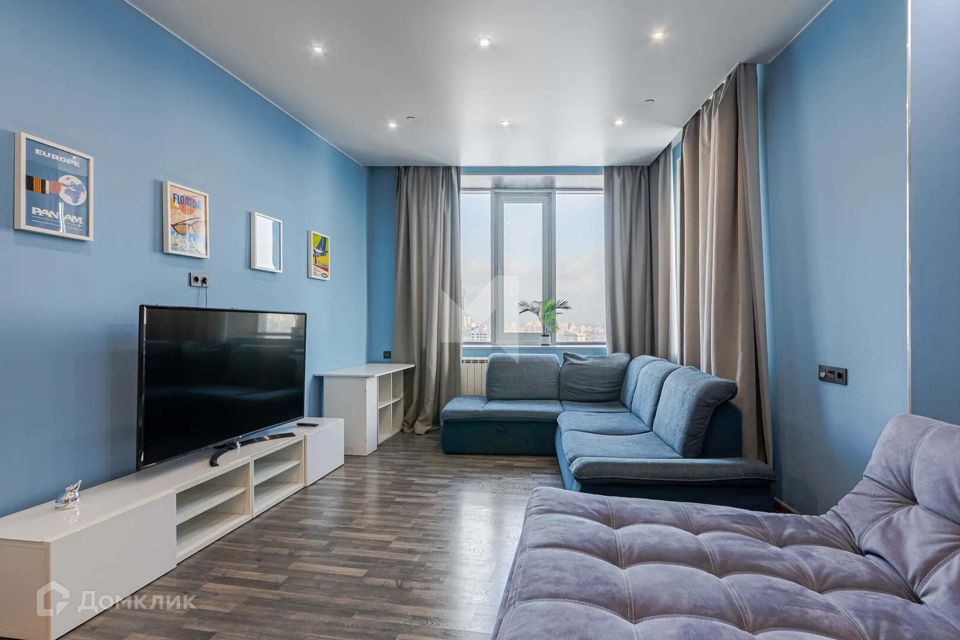 Продаётся 3-комнатная квартира, 116 м²
