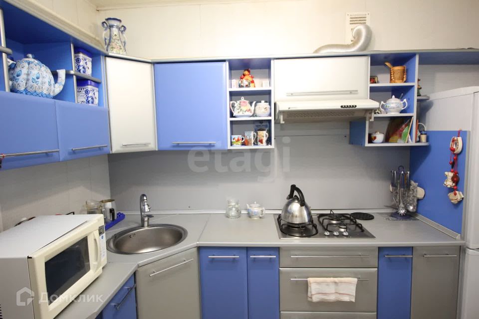 Продаётся 3-комнатная квартира, 58.2 м²