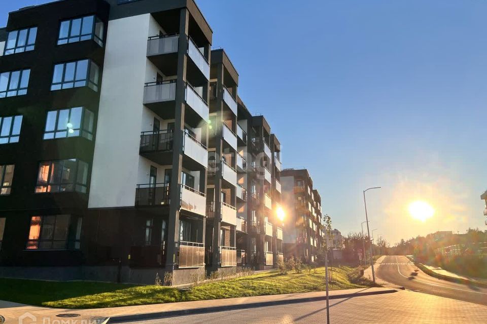 Продаётся 1-комнатная квартира, 46 м²