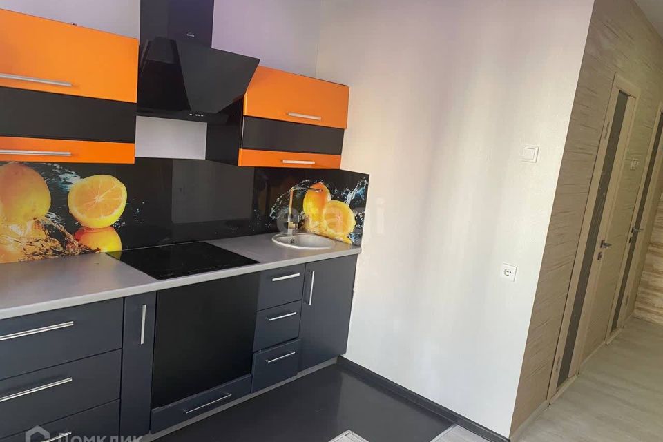 Продаётся 1-комнатная квартира, 42 м²