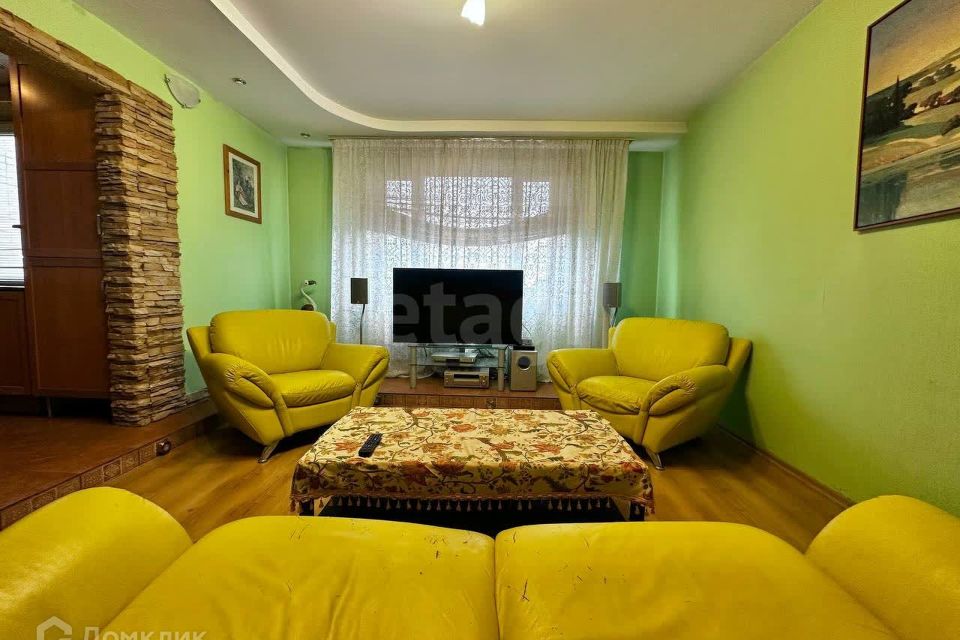 Продаётся 3-комнатная квартира, 72.4 м²
