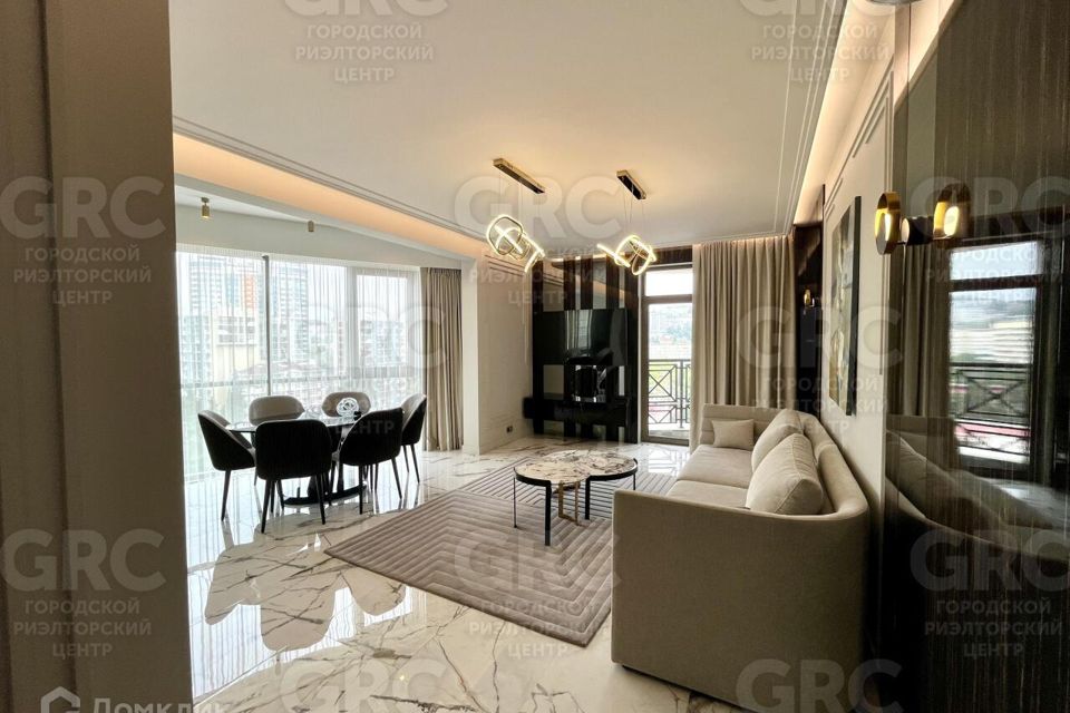 Продаётся 3-комнатная квартира, 110 м²