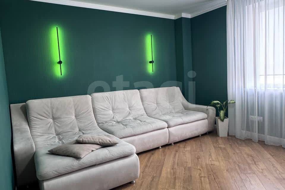 Продаётся 3-комнатная квартира, 81 м²