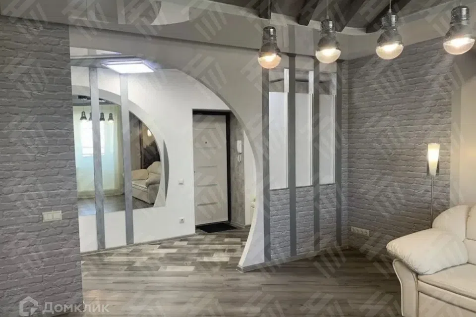 Продаётся 3-комнатная квартира, 65.2 м²