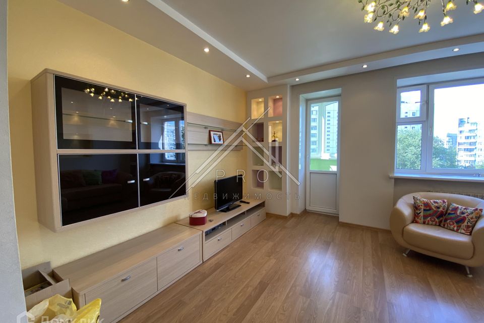 Продаётся 3-комнатная квартира, 94 м²
