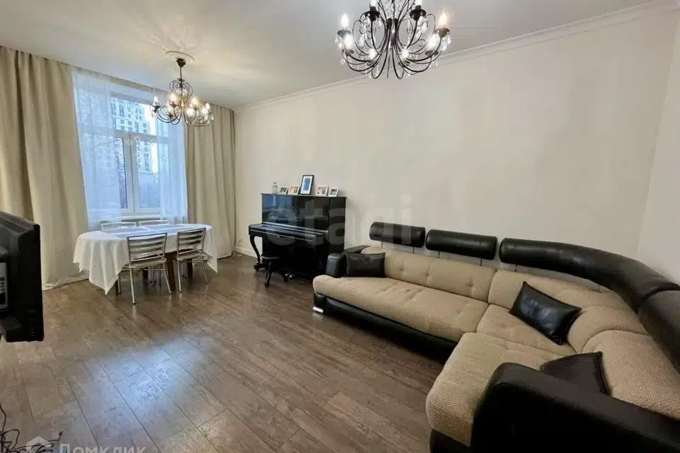 Продаётся 3-комнатная квартира, 80 м²
