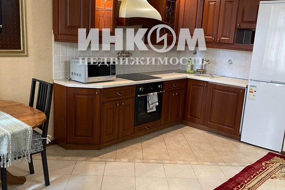 Сдаётся 1-комнатная квартира, 55 м²