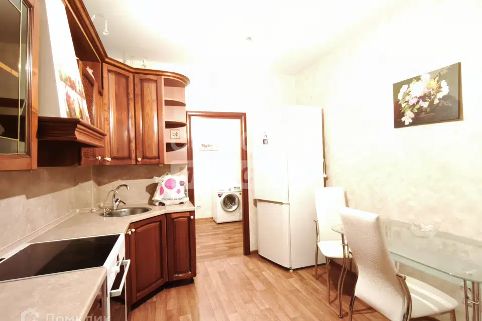 Продаётся 4-комнатная квартира, 87.8 м²