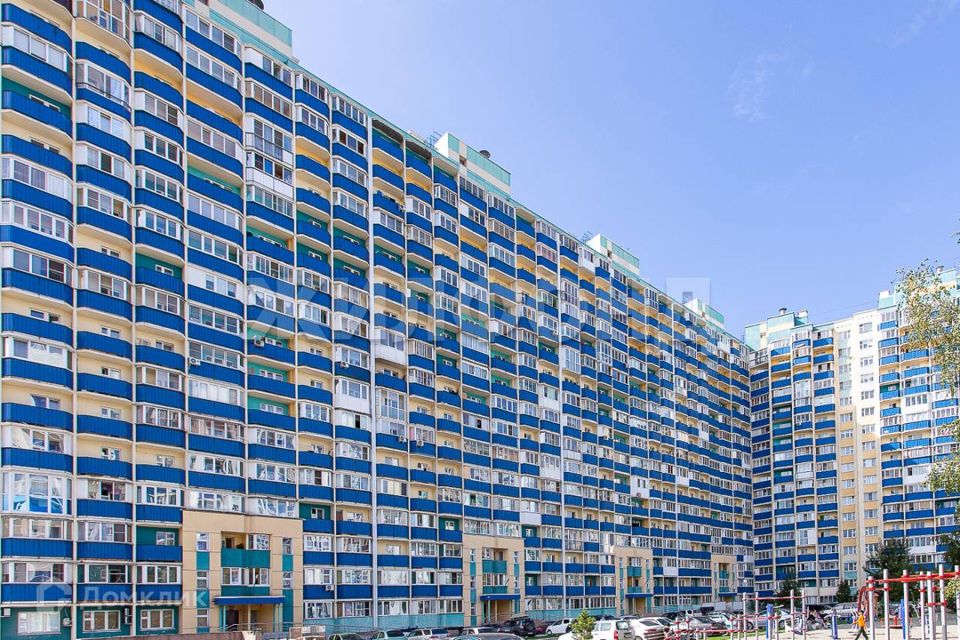 Продаётся 3-комнатная квартира, 61.4 м²