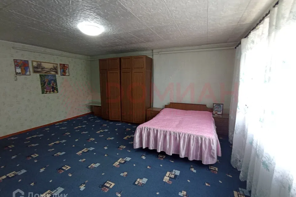 Продаётся 2-этажный дом, 203 м²