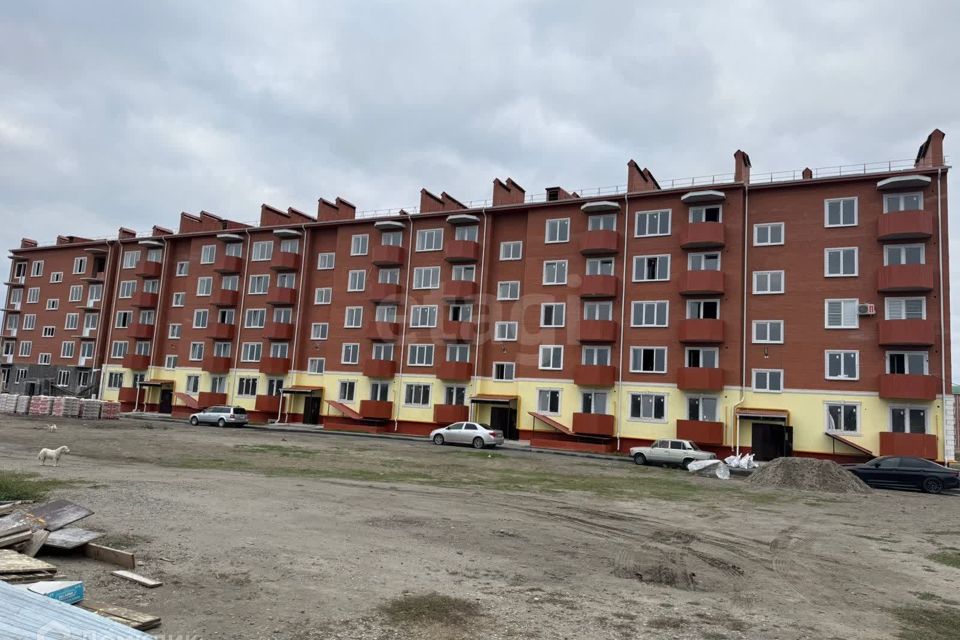 Продаётся 1-комнатная квартира, 42 м²