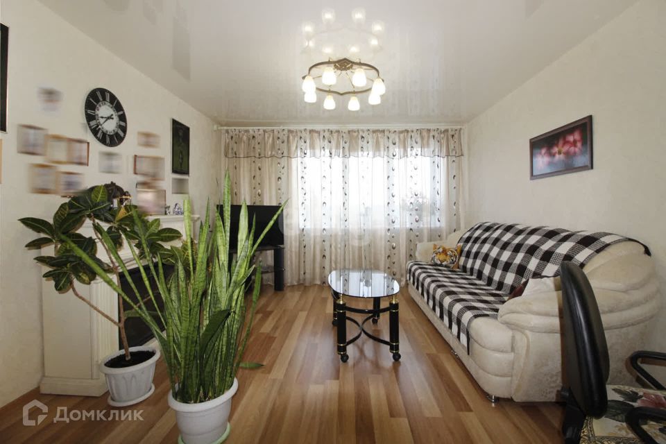 Продаётся 3-комнатная квартира, 60.7 м²