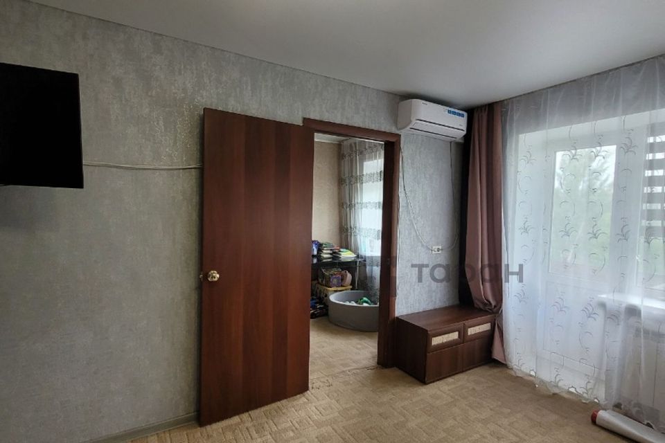 Продаётся 2-комнатная квартира, 43.8 м²