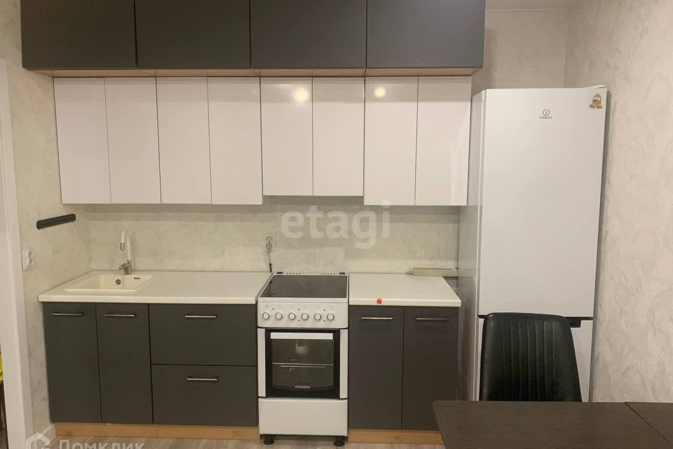 Продаётся 1-комнатная квартира, 35.9 м²