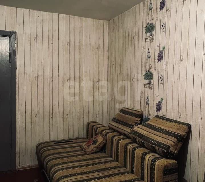 Продаётся комната в 5-комн. квартире, 12.6 м²