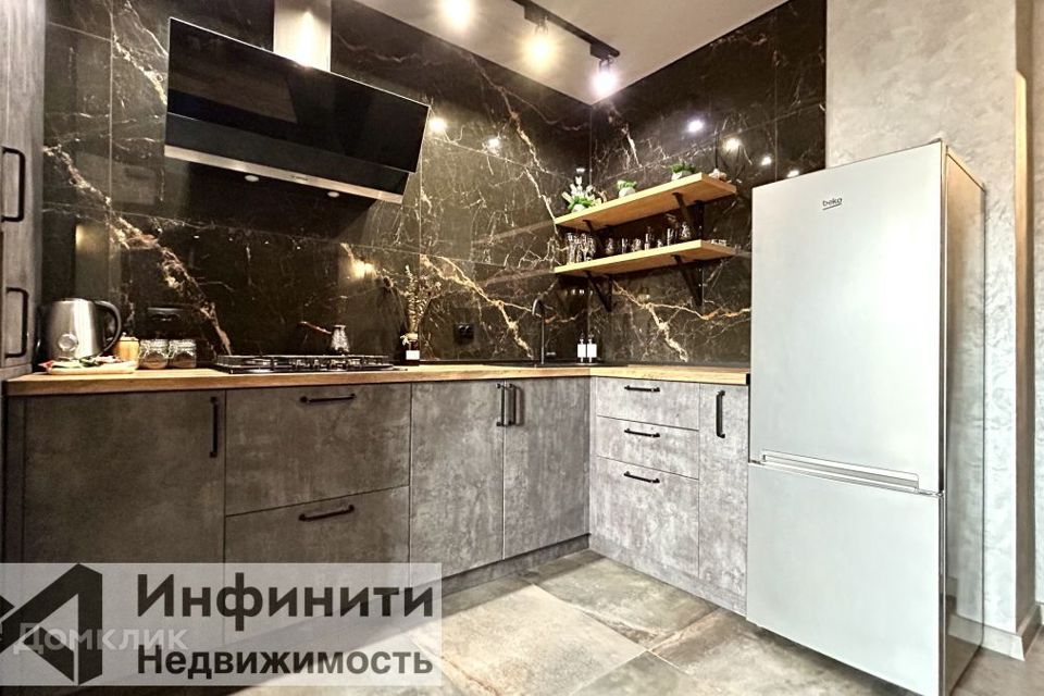 Продаётся 1-комнатная квартира, 43.6 м²