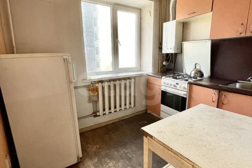 Сдаётся 4-комнатная квартира, 51 м²