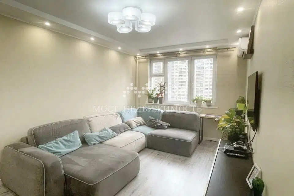 Продаётся 4-комнатная квартира, 104.2 м²