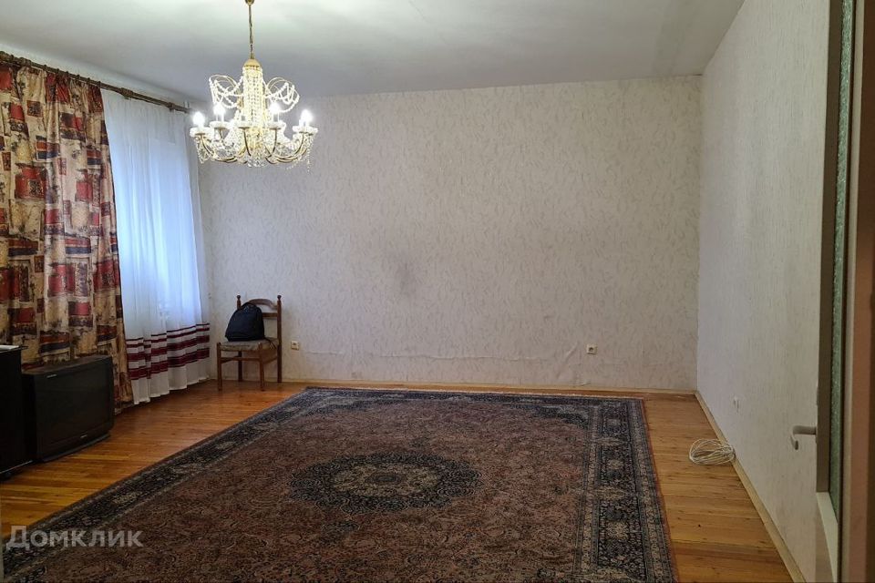 Продаётся 3-комнатная квартира, 106.1 м²