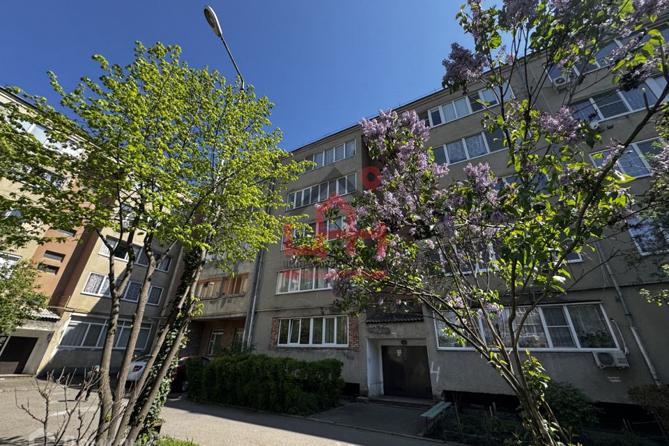 Продаётся 3-комнатная квартира, 70 м²