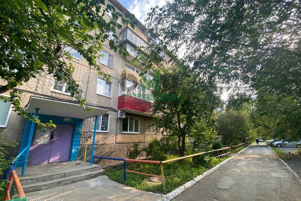 Продаётся 3-комнатная квартира, 47 м²
