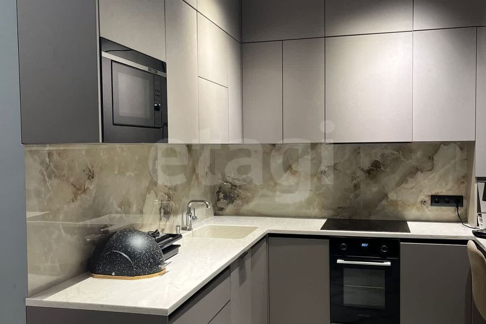 Продаётся 1-комнатная квартира, 42.9 м²