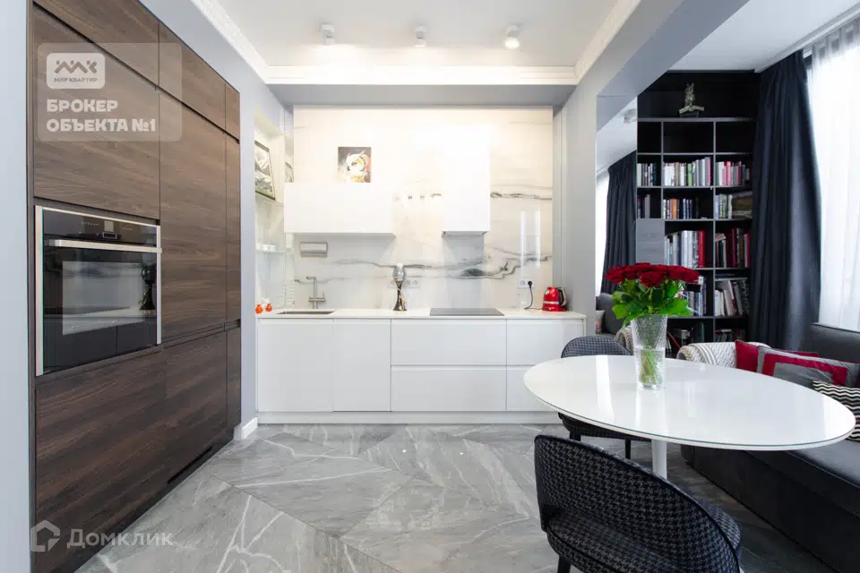 Продаётся 1-комнатная квартира, 46.4 м²