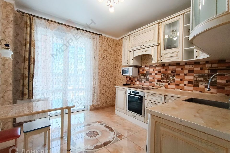 Продаётся 1-комнатная квартира, 43.5 м²