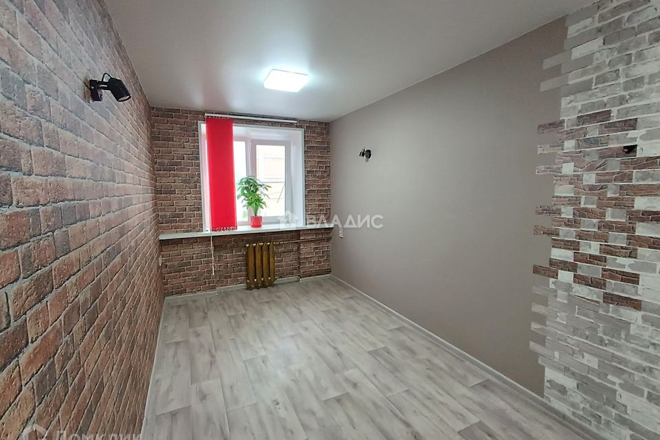 Продаётся комната в 1-комн. квартире, 12.9 м²