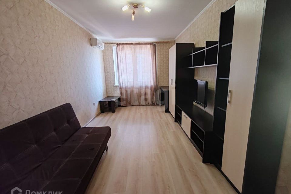 Продаётся 1-комнатная квартира, 41.4 м²