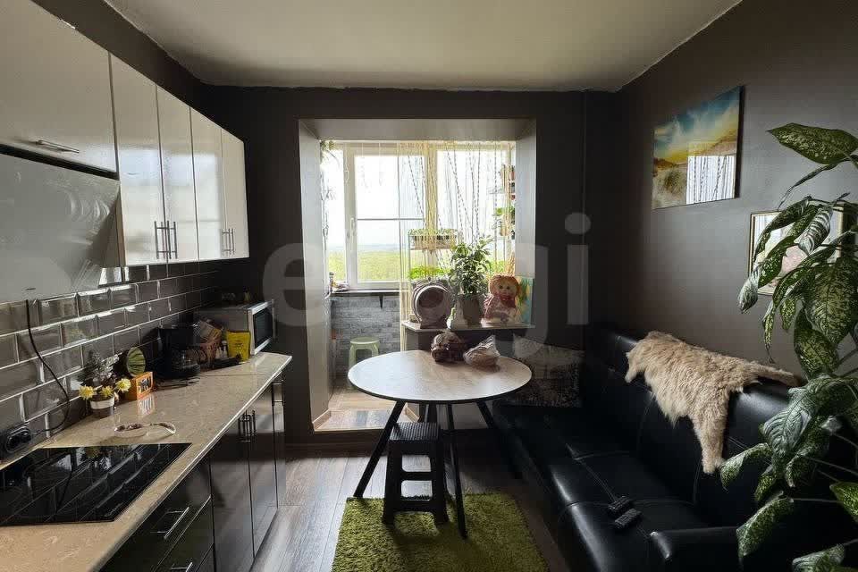 Продаётся 2-комнатная квартира, 60.3 м²