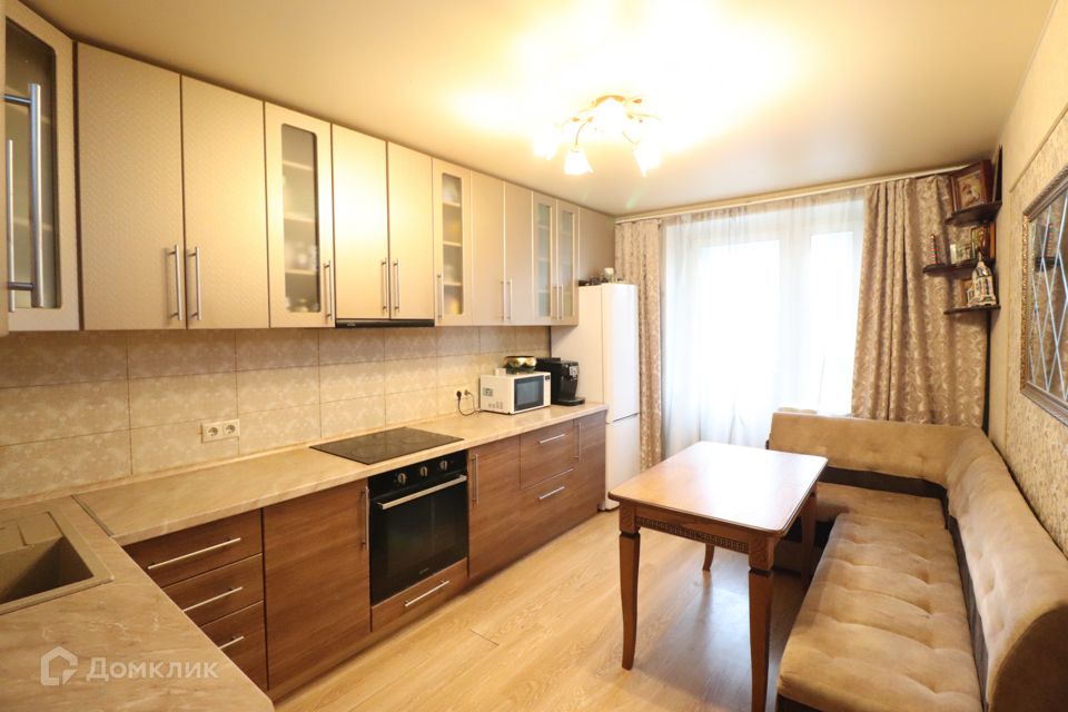 Продаётся 2-комнатная квартира, 63.3 м²