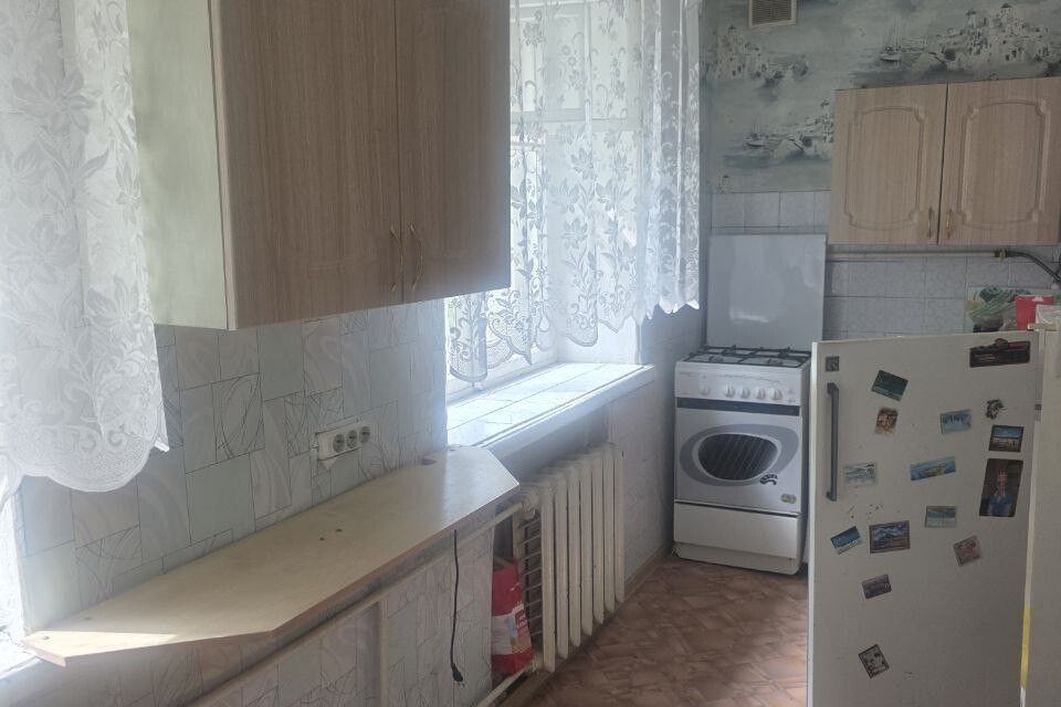 Продаётся 3-комнатная квартира, 59.5 м²
