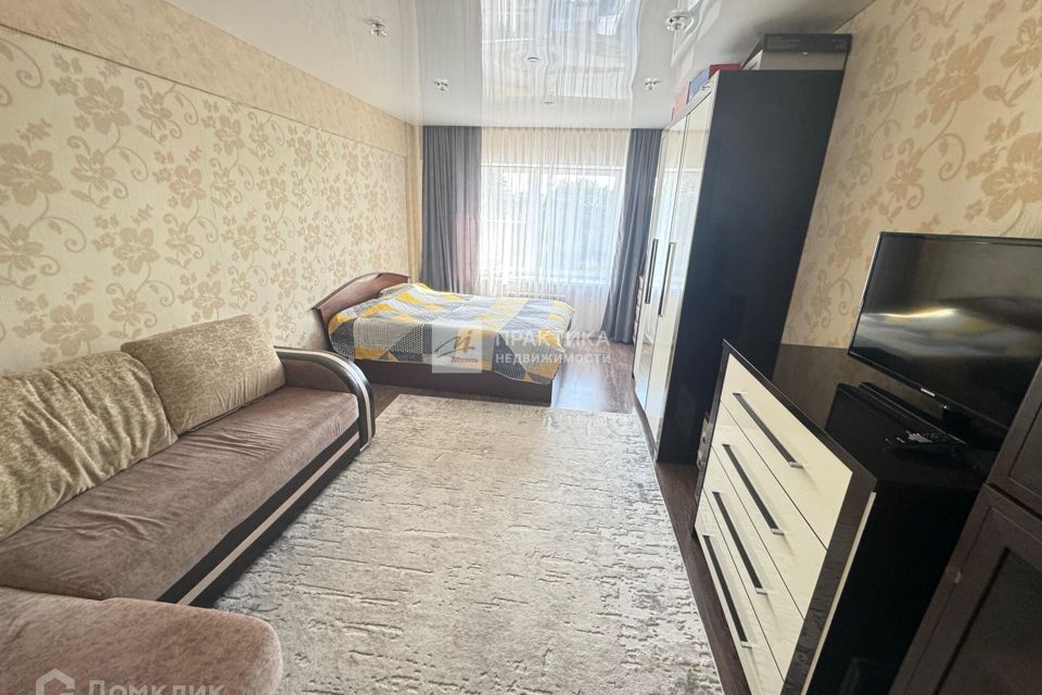 Продаётся 1-комнатная квартира, 43.3 м²