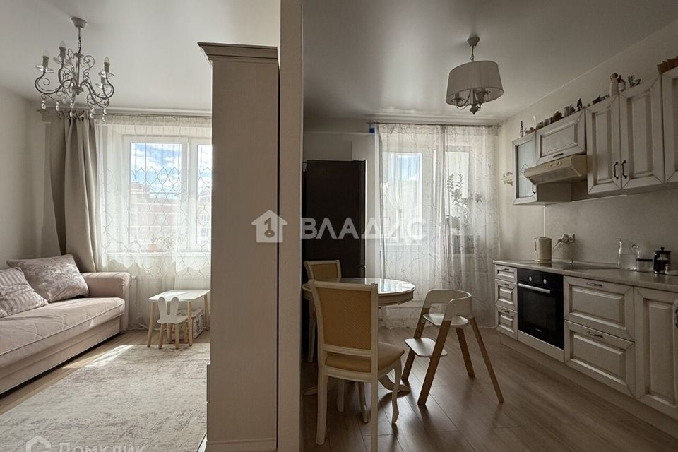 Продаётся 1-комнатная квартира, 37.2 м²