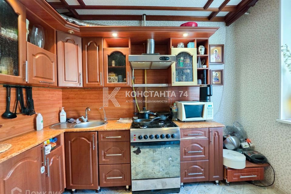 Продаётся 4-комнатная квартира, 80 м²