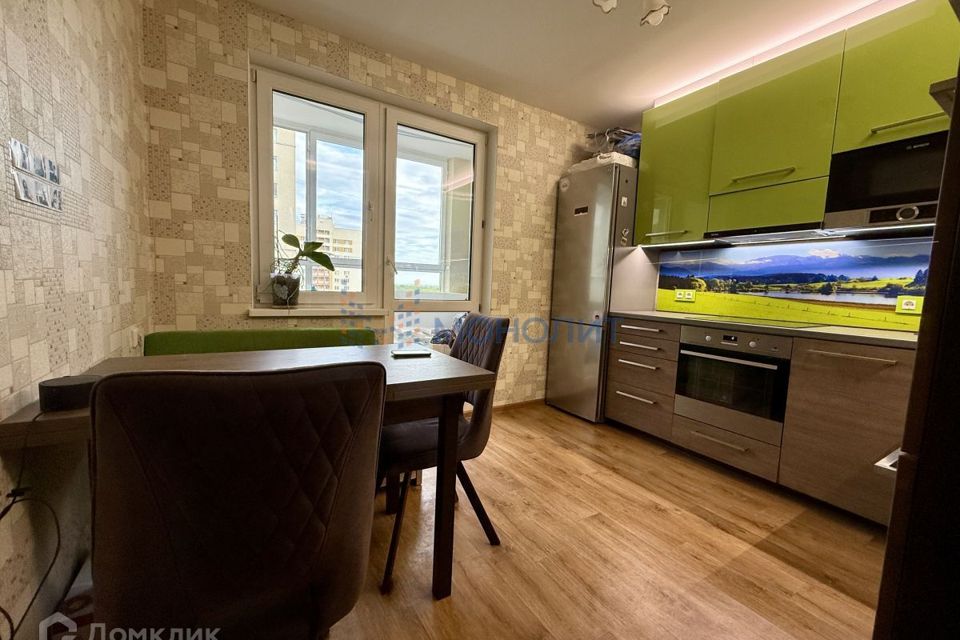 Продаётся 1-комнатная квартира, 43.2 м²