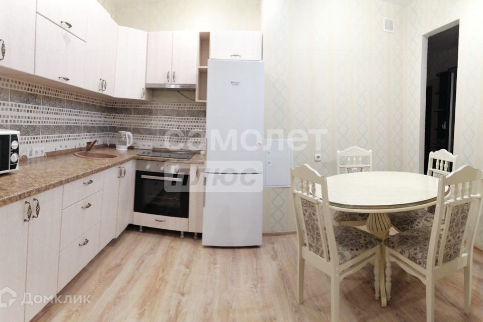 Продаётся 1-комнатная квартира, 46 м²