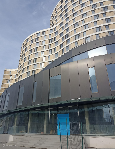 Продаётся 3-комнатная квартира, 118.7 м²