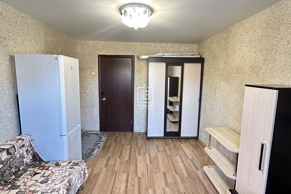 Продаётся комната в 1-комн. квартире, 13 м²