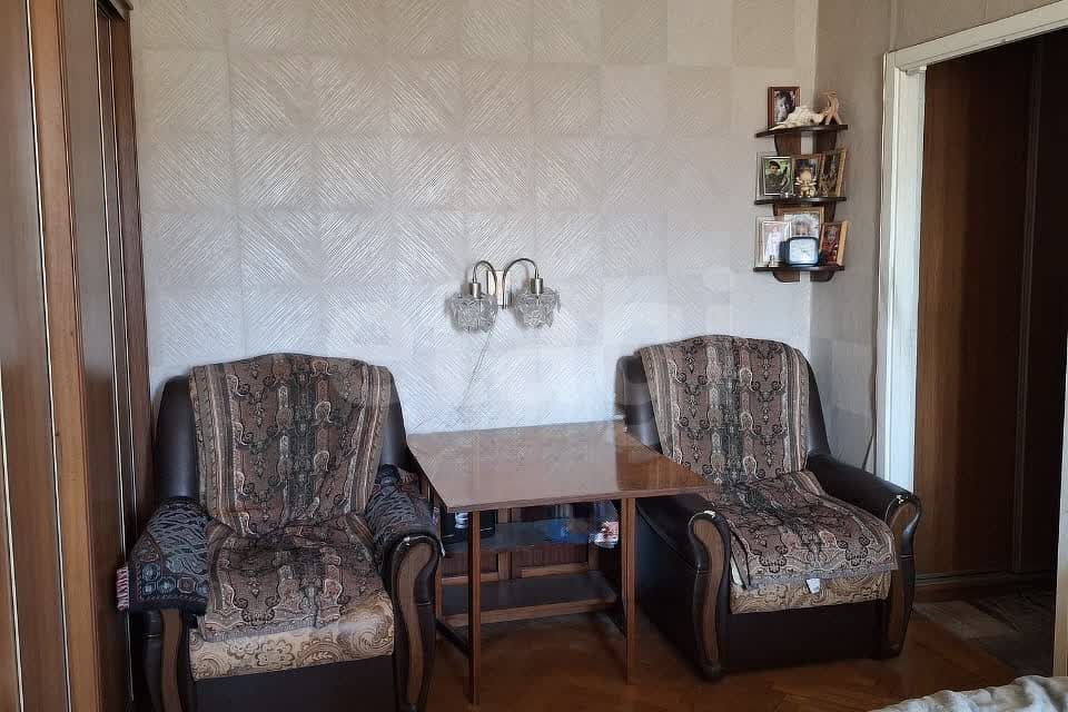 Продаётся 2-комнатная квартира, 43.8 м²