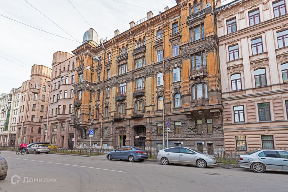Продаётся 2 комнаты в 8-комн. квартире, 36.2 м²