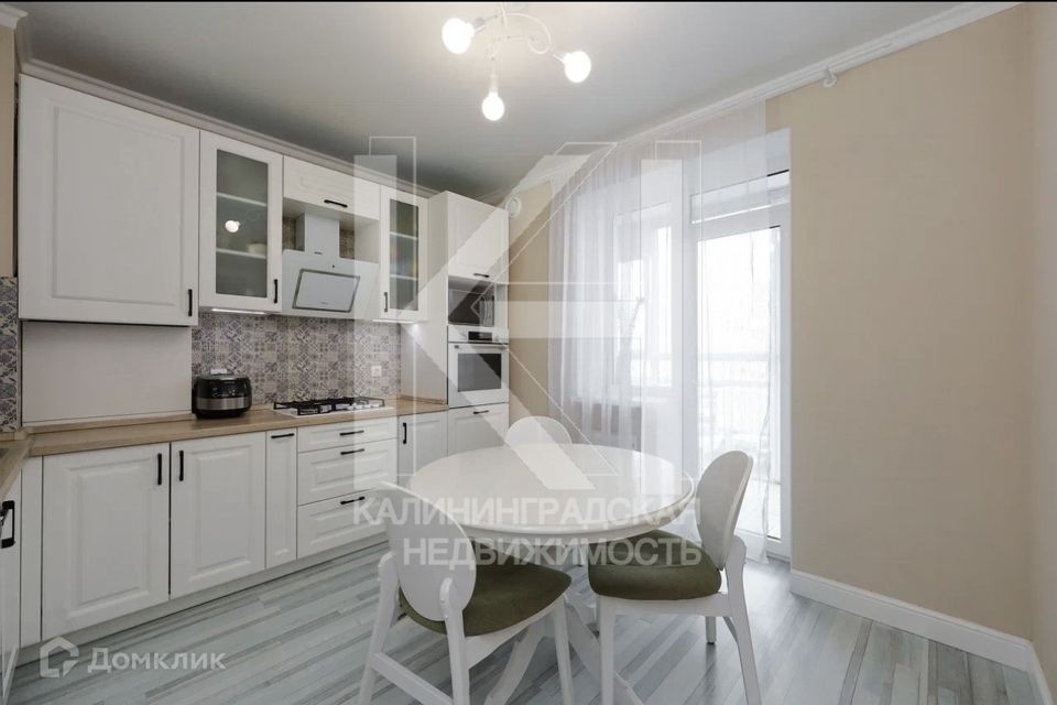 Продаётся 3-комнатная квартира, 66.4 м²