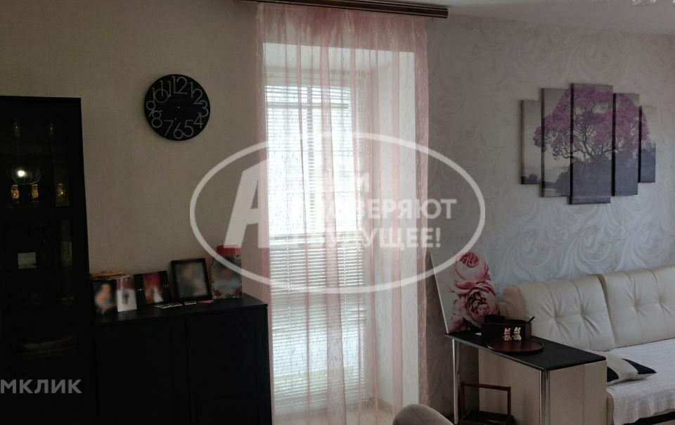 Продаётся 3-комнатная квартира, 56 м²