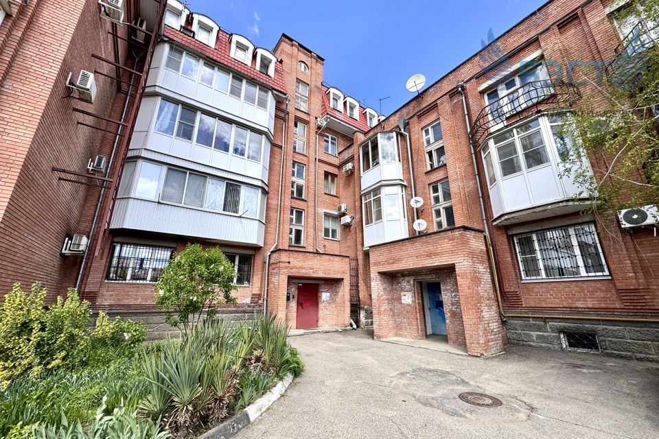 Продаётся 2-комнатная квартира, 60 м²