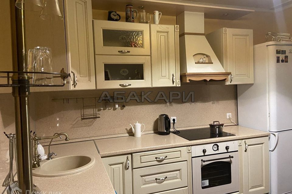 Сдаётся 3-комнатная квартира, 100 м²