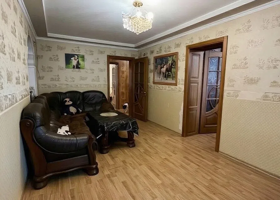 Продаётся 4-комнатная квартира, 84.8 м²