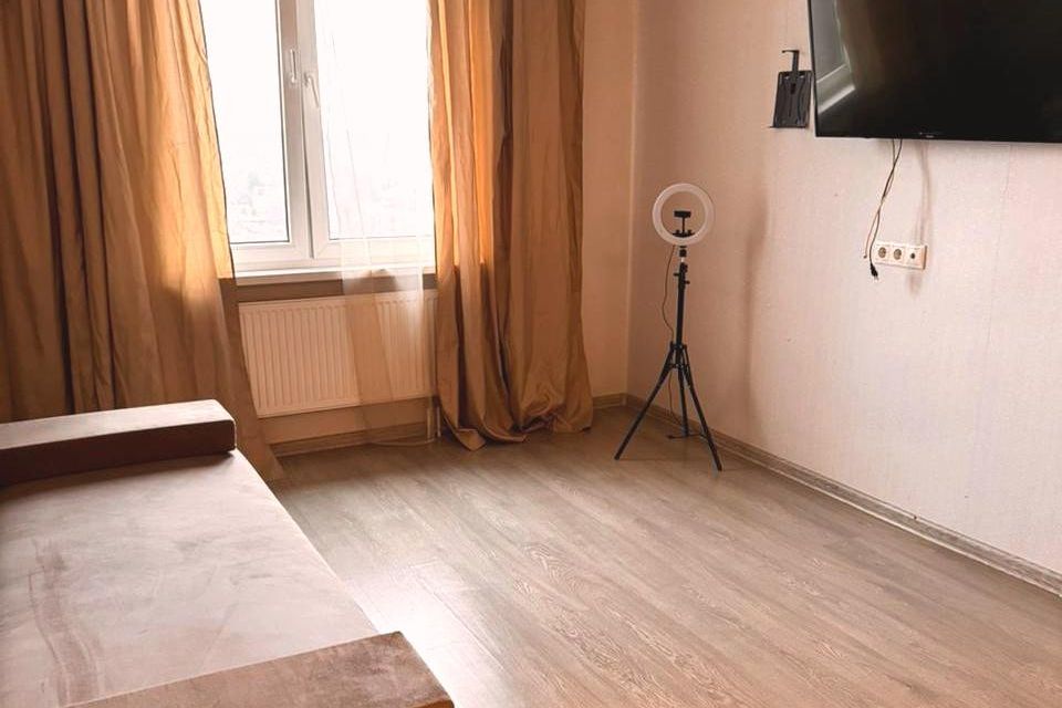 Продаётся 2-комнатная квартира, 42.7 м²
