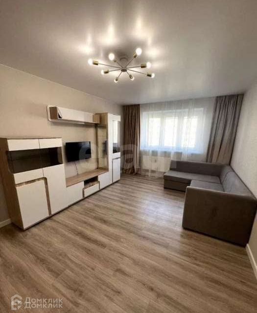 Сдаётся 2-комнатная квартира, 65 м²